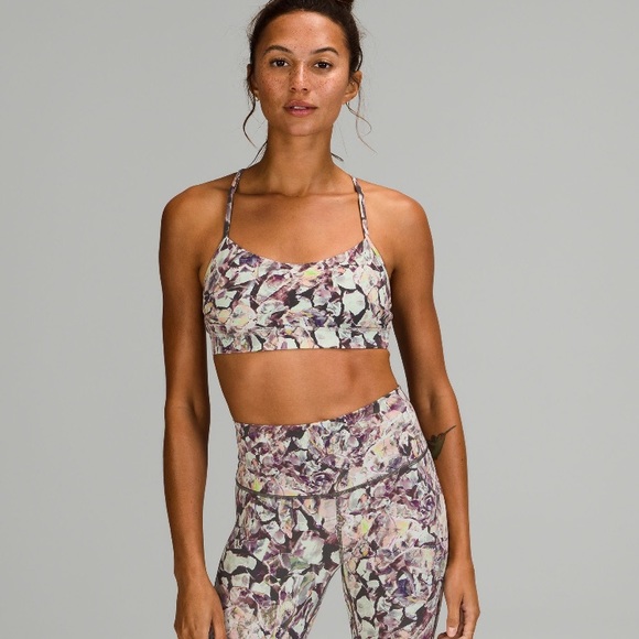 Lululemon Flow Y *Light Support - Picture 1 of 6